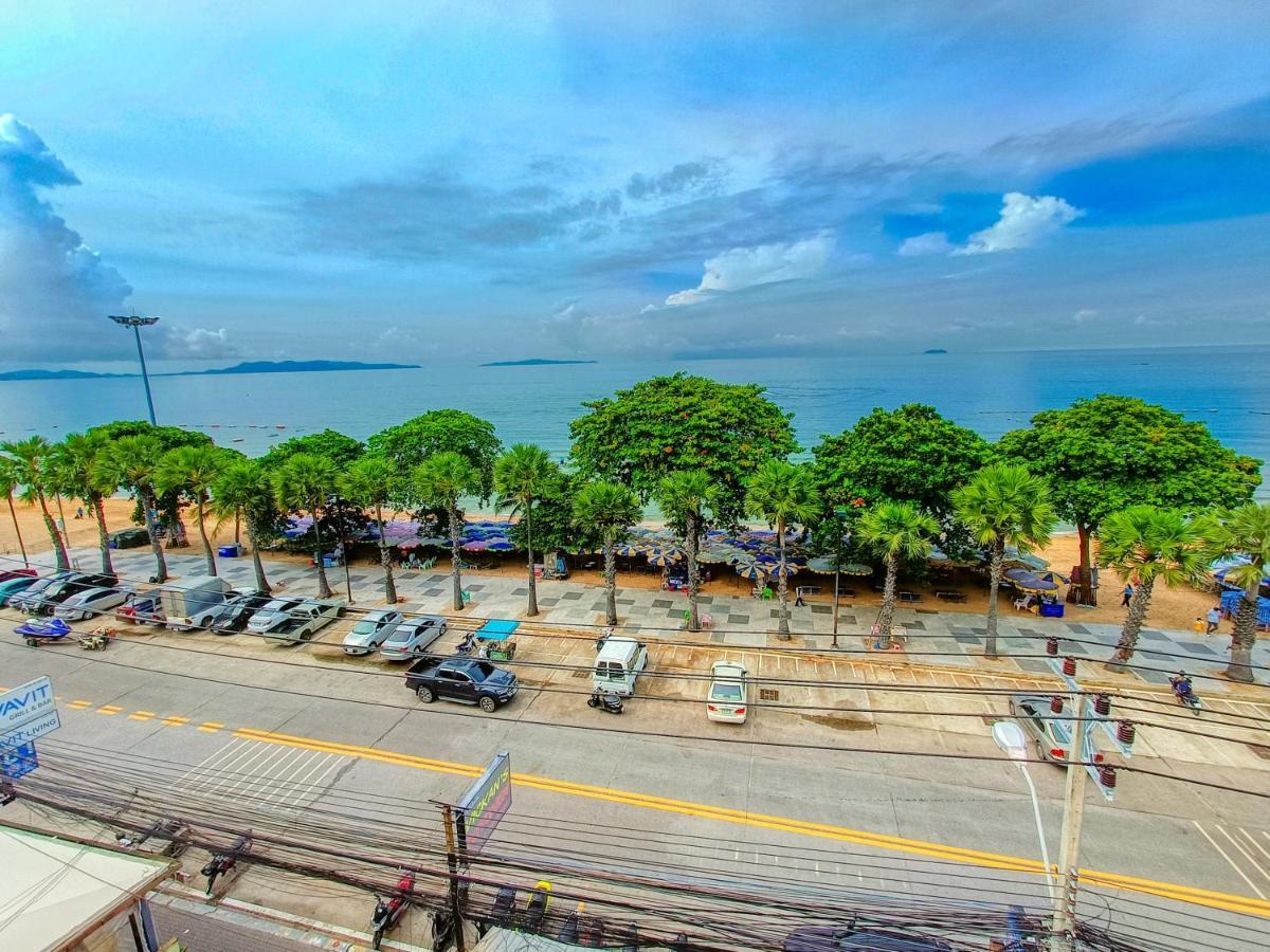 Happy Vikings - Beachfront Jomtien Beach Exterior photo